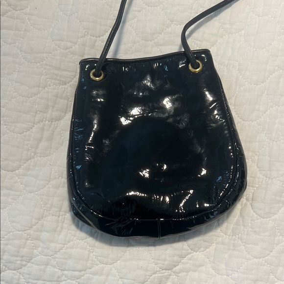 Sharif Elegant Black Sequin Crossbody Bucket Bag - Picture 4 of 12